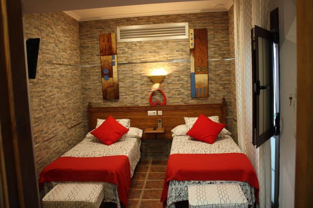 Hostal Costa De La Luz Conil De La Frontera Ngoại thất bức ảnh