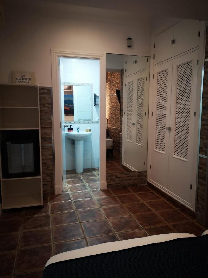 Hostal Costa De La Luz Conil De La Frontera Ngoại thất bức ảnh