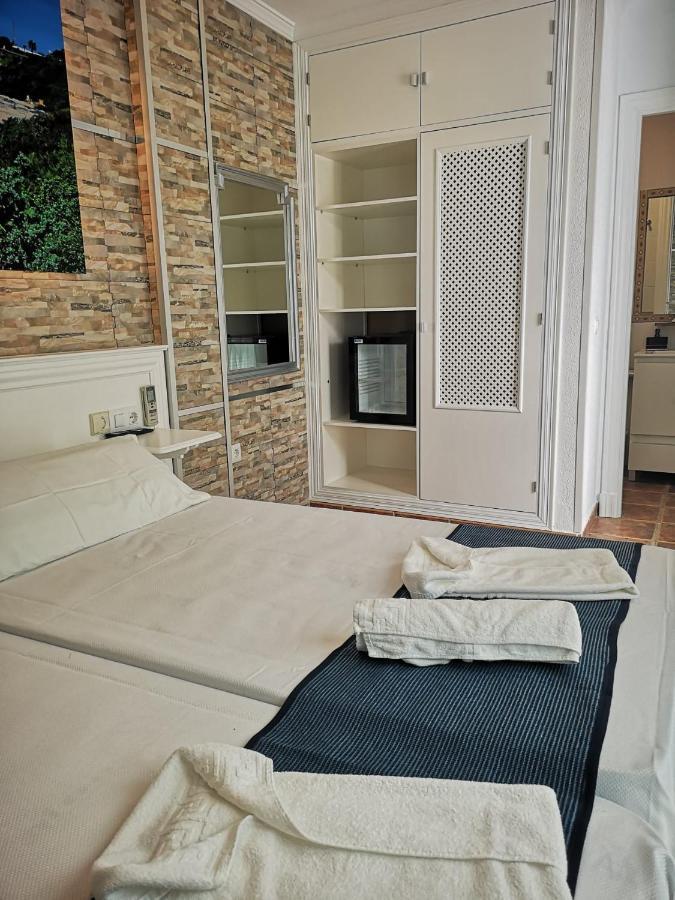 Hostal Costa De La Luz Conil De La Frontera Ngoại thất bức ảnh
