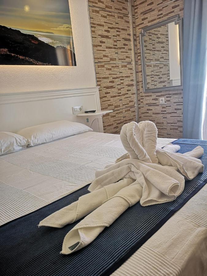 Hostal Costa De La Luz Conil De La Frontera Ngoại thất bức ảnh
